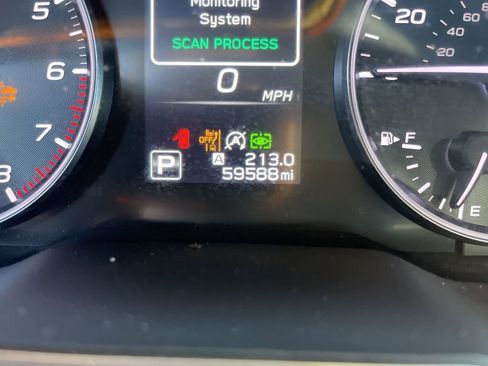 Used 2023 Subaru Outback Touring XT image 2