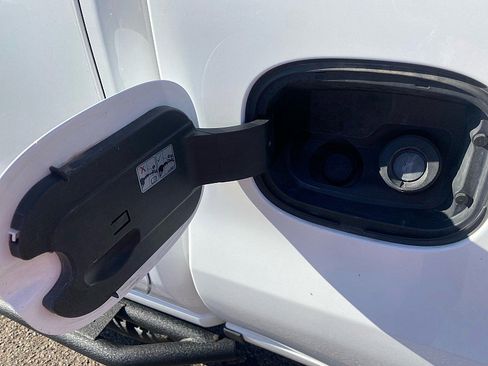 Used 2019 GMC Sierra 1500 2WD Double Cab w/ Convenience Package image 28