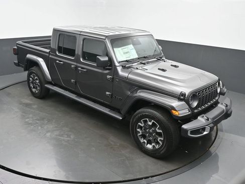 New 2026 Jeep Gladiator Sport image 45