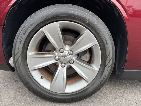 Used 2018 Dodge Challenger SXT image 14