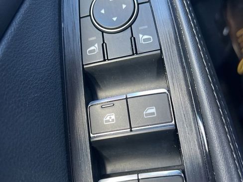 Used 2023 Nissan Rogue SL w/ SL Premium Package AWD/4WD image 16