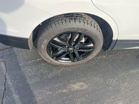 Certified 2020 Chevrolet Equinox LT w/ Sport Edition image 14