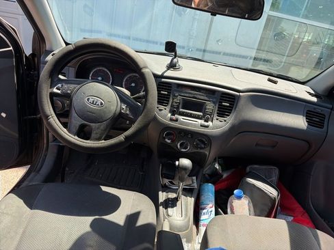 Used 2010 Kia Rio LX FWD image 5