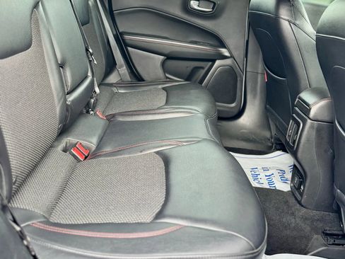 Used 2017 Jeep Compass Trailhawk image 13