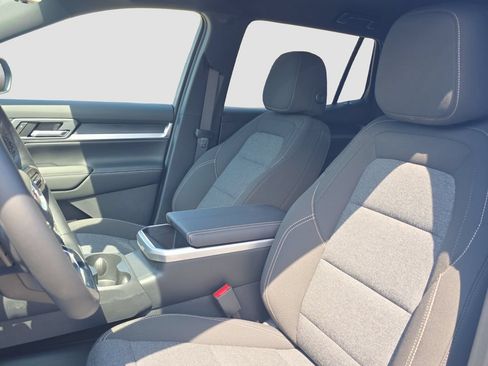 New 2026 GMC Terrain Elevation w/ Technology Package II AWD/4WD image 7