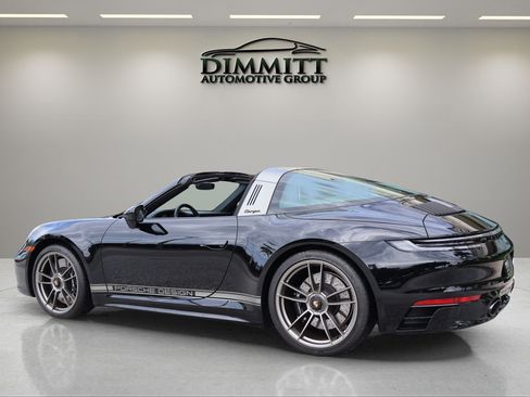 Used 2024 Porsche 911 AWD/4WD image 8