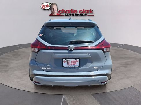 Used 2024 Nissan Kicks SR FWD image 4
