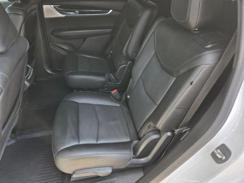 Used 2022 Cadillac XT6 Premium Luxury w/ Technology Package image 25