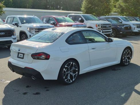 Used 2025 BMW 230i xDrive Coupe w/ Convenience Package AWD/4WD image 3