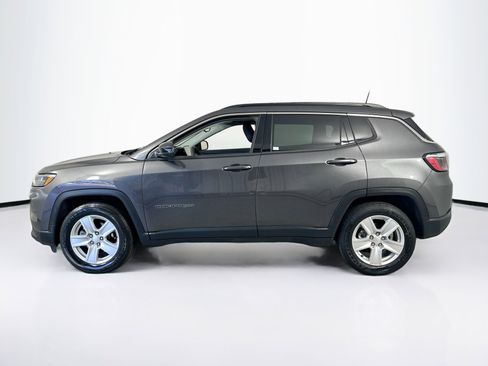 Used 2022 Jeep Compass Latitude image 8