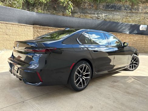 Used 2026 BMW 740i xDrive w/ Premium Package image 3