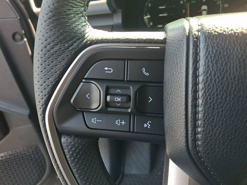 Used 2024 Toyota Tacoma TRD Sport AWD/4WD image 20