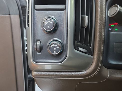 Used 2017 Chevrolet Silverado 1500 LTZ w/ Sport Package image 25