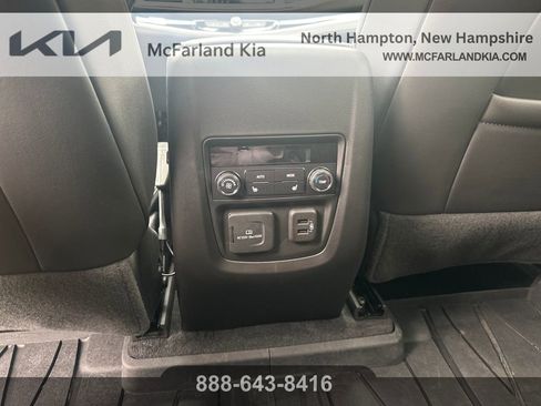 Used 2023 Buick Enclave Avenir w/ Avenir Technology Package AWD/4WD image 23
