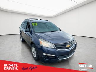 Used 2013 Chevrolet Traverse LS FWD video 1
