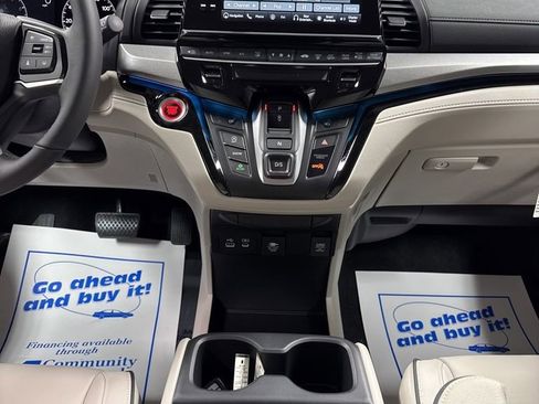 New 2026 Honda Odyssey Touring image 27