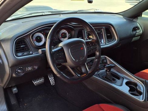 Used 2021 Dodge Challenger R/T Scat Pack RWD image 4