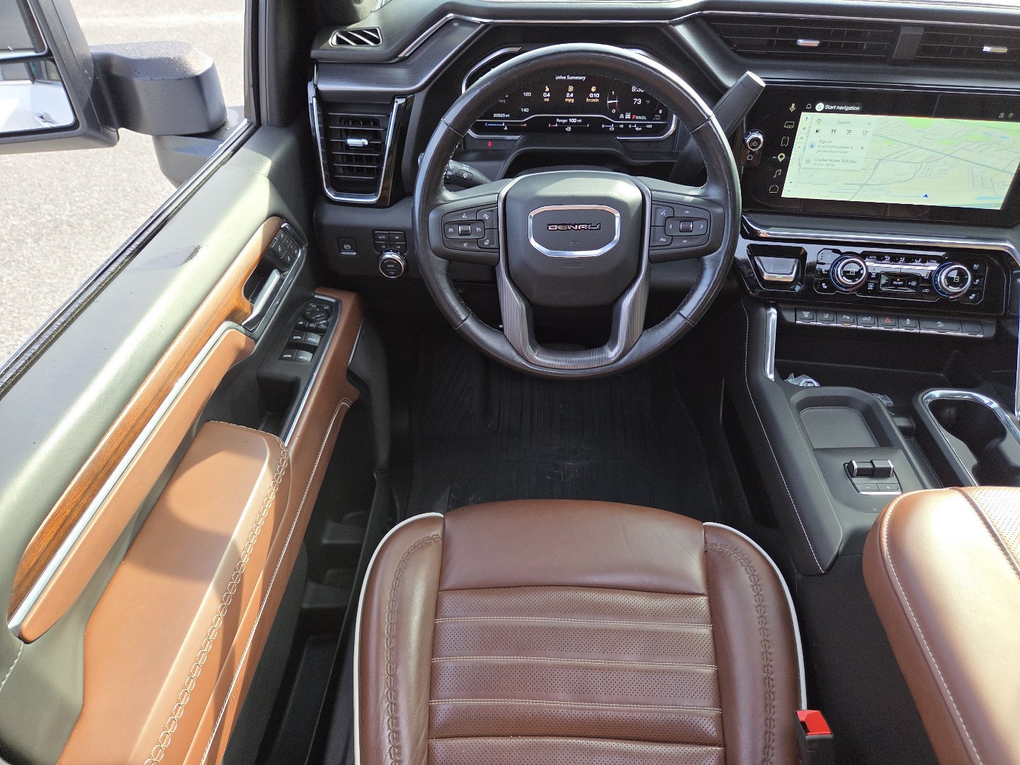 Used 2025 GMC Sierra 2500 Denali Ultimate w/ Max Trailering Package AWD/4WD image 32