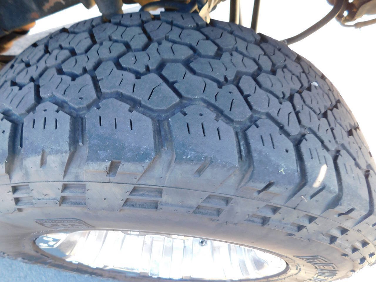 Used 2006 Ford F250 XL AWD/4WD image 15