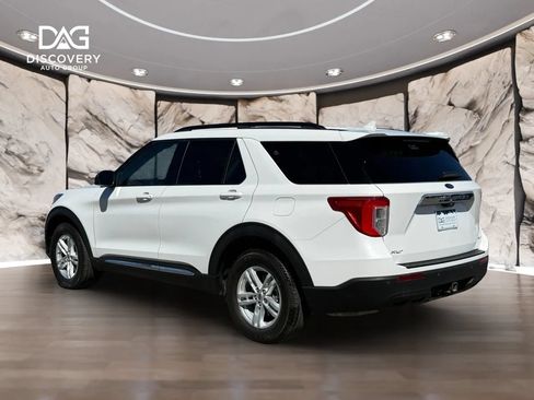 Used 2020 Ford Explorer XLT w/ Class III Trailer Tow Package AWD/4WD image 3