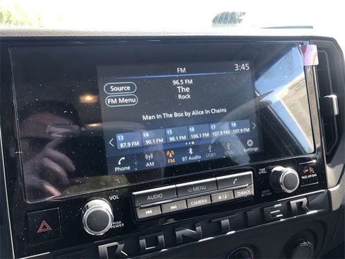 Certified 2025 Nissan Frontier S image 22