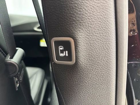 New 2026 Chrysler Pacifica Select image 35