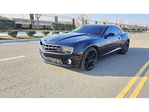 Used 2011 Chevrolet Camaro SS w/ RS Package image 3