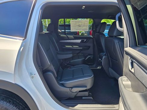 New 2026 Buick Enclave Preferred w/ Power Package AWD/4WD image 27