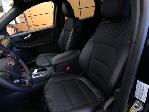 New 2026 Ford Escape ST-Line w/ Cold Weather Package image 10