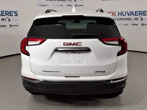 Used 2022 GMC Terrain AT4 AWD/4WD image 5