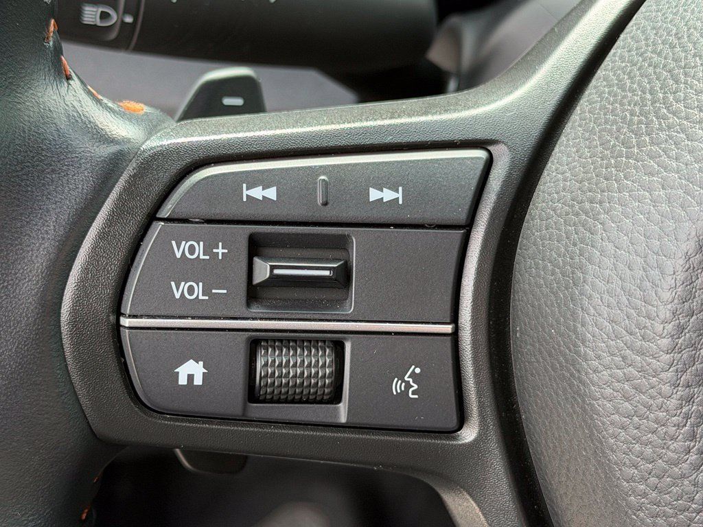 Used 2025 Honda CR-V Sport-L image 15