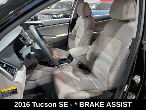 Used 2016 Hyundai Tucson SE w/ Option Group 02 FWD image 6
