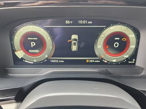 Used 2026 Nissan Pathfinder SL FWD image 15
