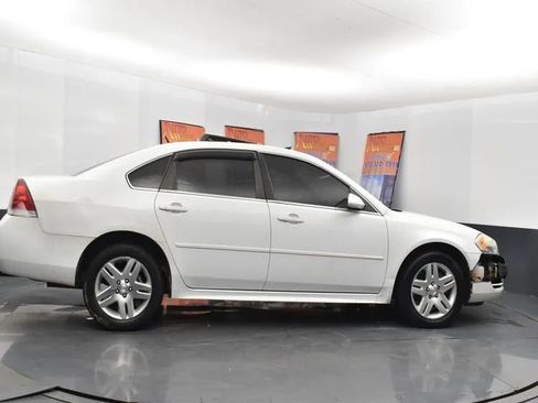 Used 2013 Chevrolet Impala LT w/ LT Sunroof Package image 4