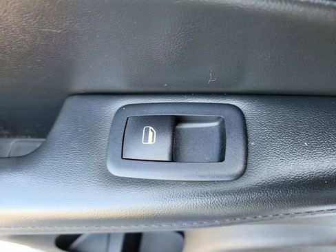 Used 2018 Jeep Grand Cherokee Limited RWD image 14