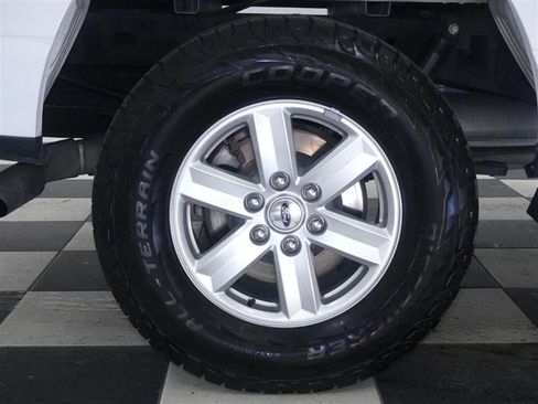 Used 2021 Ford F150 XLT image 32