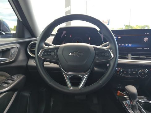 Used 2024 Chevrolet Trax ACTIV w/ Driver Confidence Package FWD image 17
