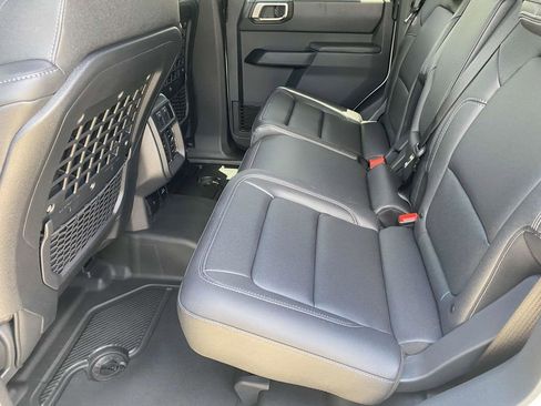 New 2025 Ford Bronco Big Bend w/ Black Diamond Package AWD/4WD image 12