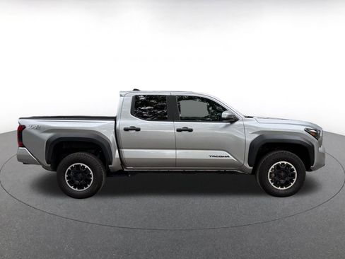 Used 2024 Toyota Tacoma TRD Off-Road AWD/4WD image 8