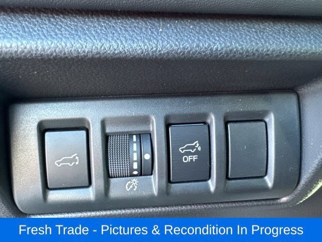 Used 2024 Subaru Outback Limited AWD/4WD image 17