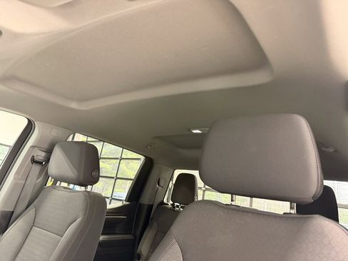 Used 2025 Chevrolet Silverado 1500 LT image 26