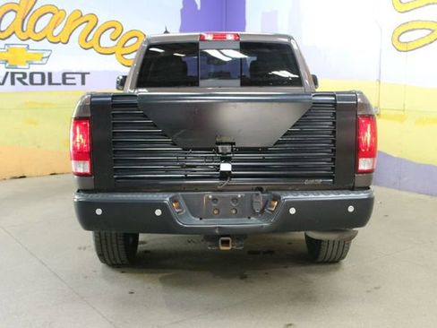 Used 2018 RAM 1500 Outdoorsman AWD/4WD image 7