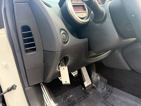 Used 2014 Nissan 370Z Touring w/ Sport Package RWD image 15