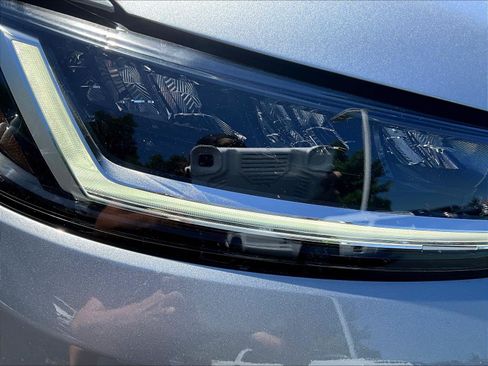 Certified 2024 Honda HR-V EX-L image 32
