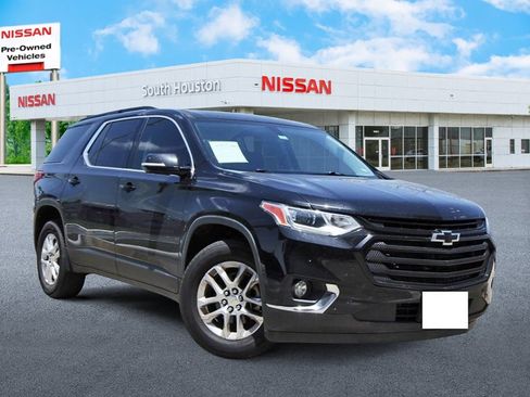Used 2019 Chevrolet Traverse LT FWD image 1