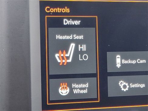 Certified 2022 Jeep Cherokee Latitude w/ Sun & Sound Group image 8