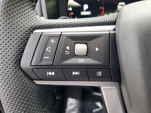 New 2025 Mitsubishi Outlander SE image 12