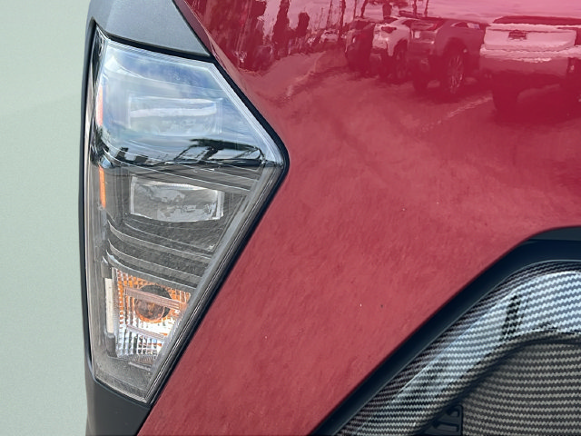 Certified 2025 Hyundai Kona SE FWD image 30