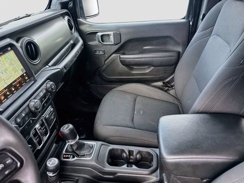 Used 2023 Jeep Wrangler Unlimited w/ Sun & Screen Package AWD/4WD image 26