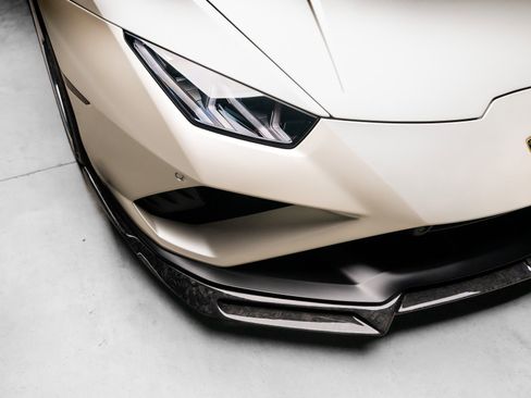 Used 2021 Lamborghini Huracan EVO RWD image 20